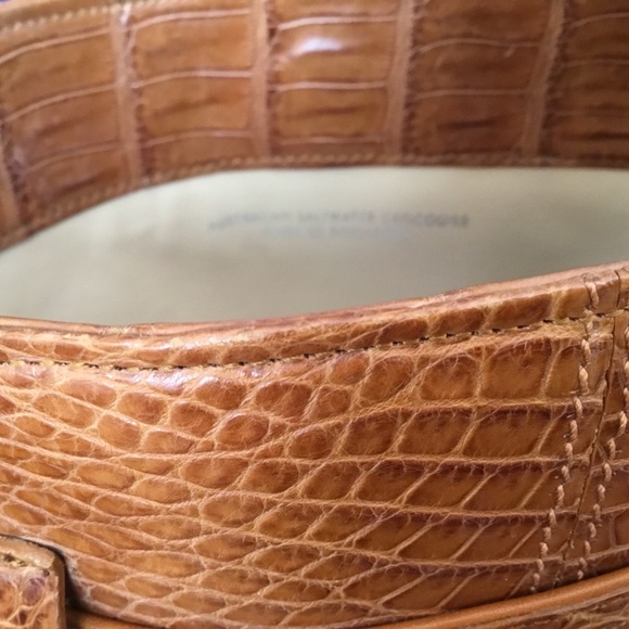 Genuine crocodile bag in like new condition - Picture 8 of 10